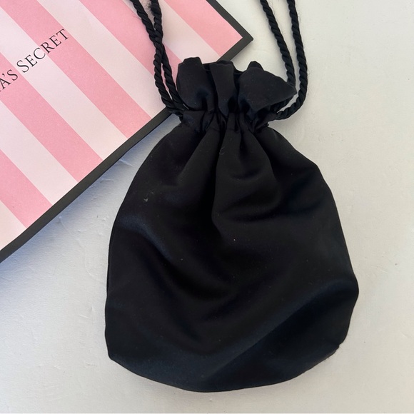 VICTORIAS SECRET SATIIN DRAWSTRING POUCH - Picture 2 of 5